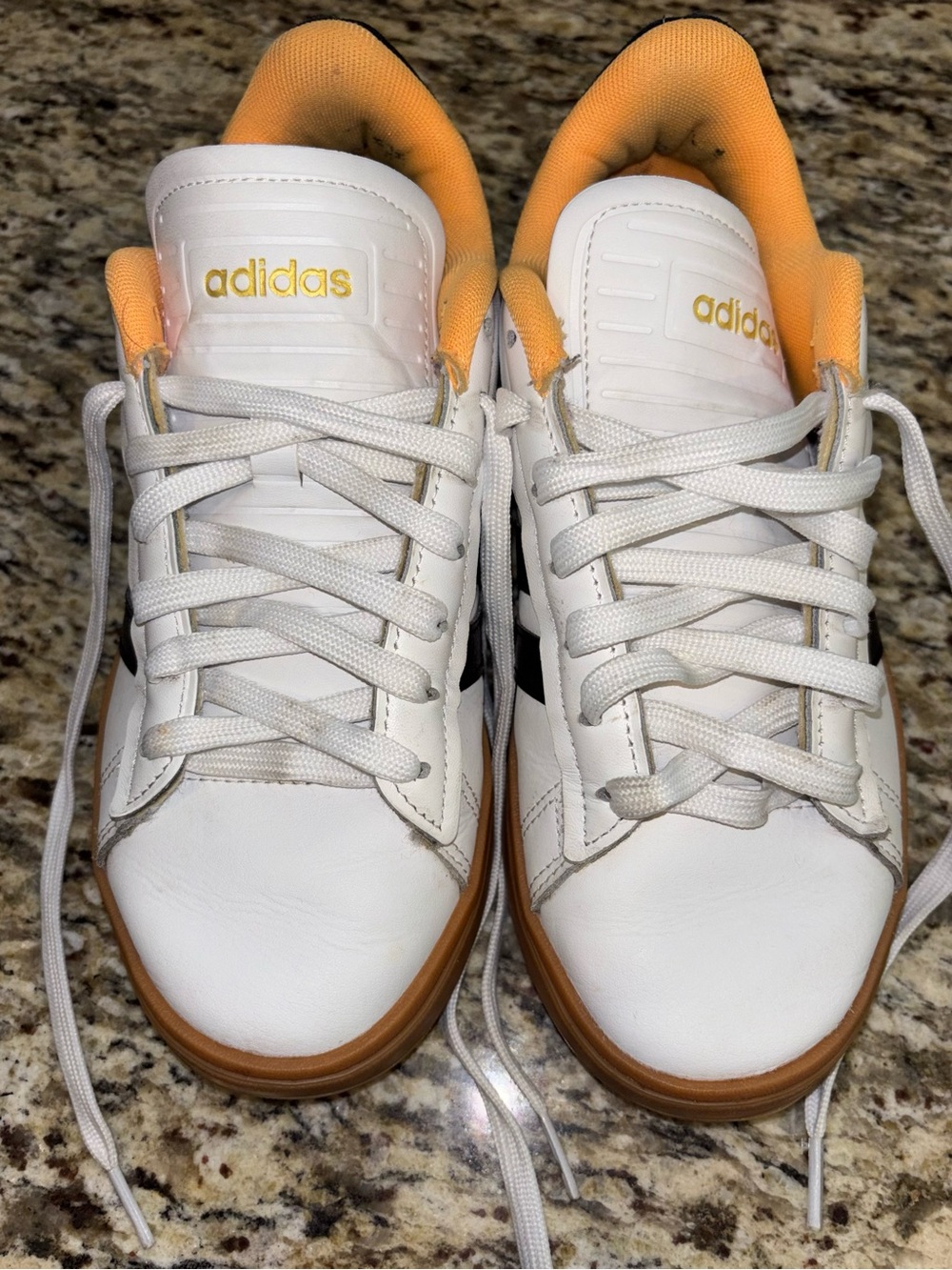Adidas Cloudfoam size 6
